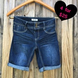 BERMUDA JEANS SHORTS, MUDD SIZE 12